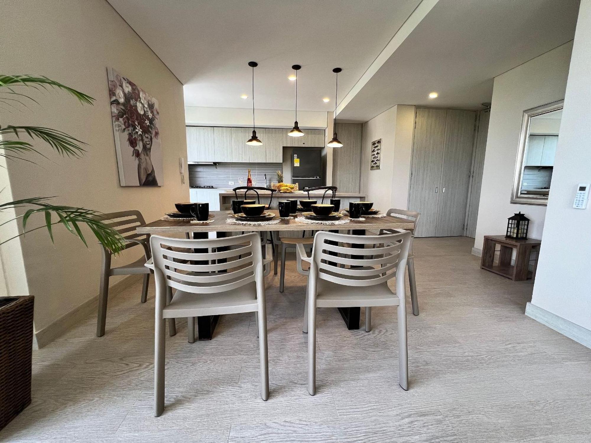 Apartamento 2 Dormitorios junto al mar. Jacuzzi Privado