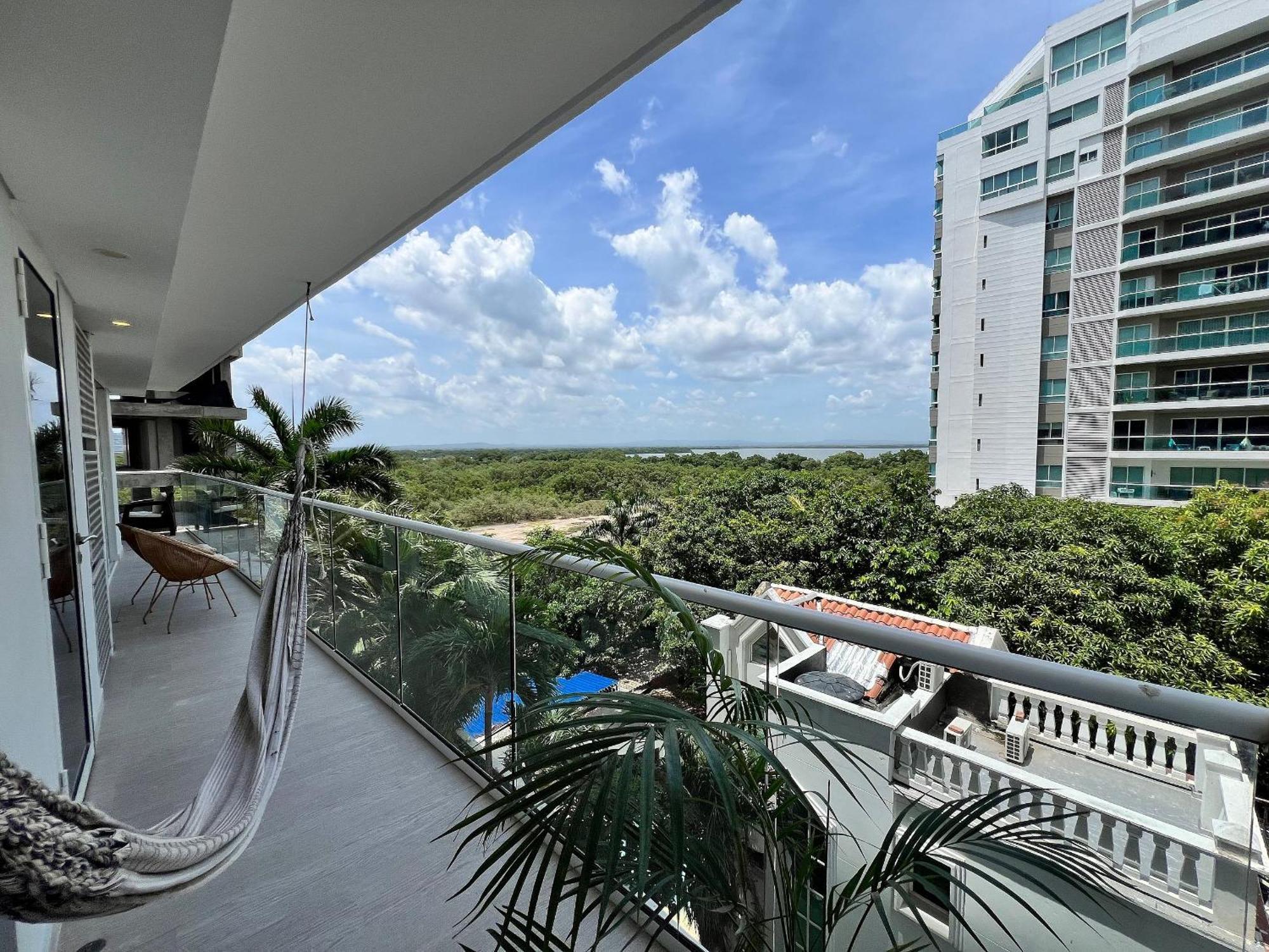 Apartamento 2 Dormitorios junto al mar. Jacuzzi Privado Cartagena