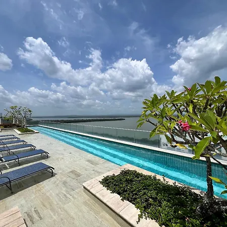 Apartamento 2 Junto Al Mar. Jacuzzi Privado