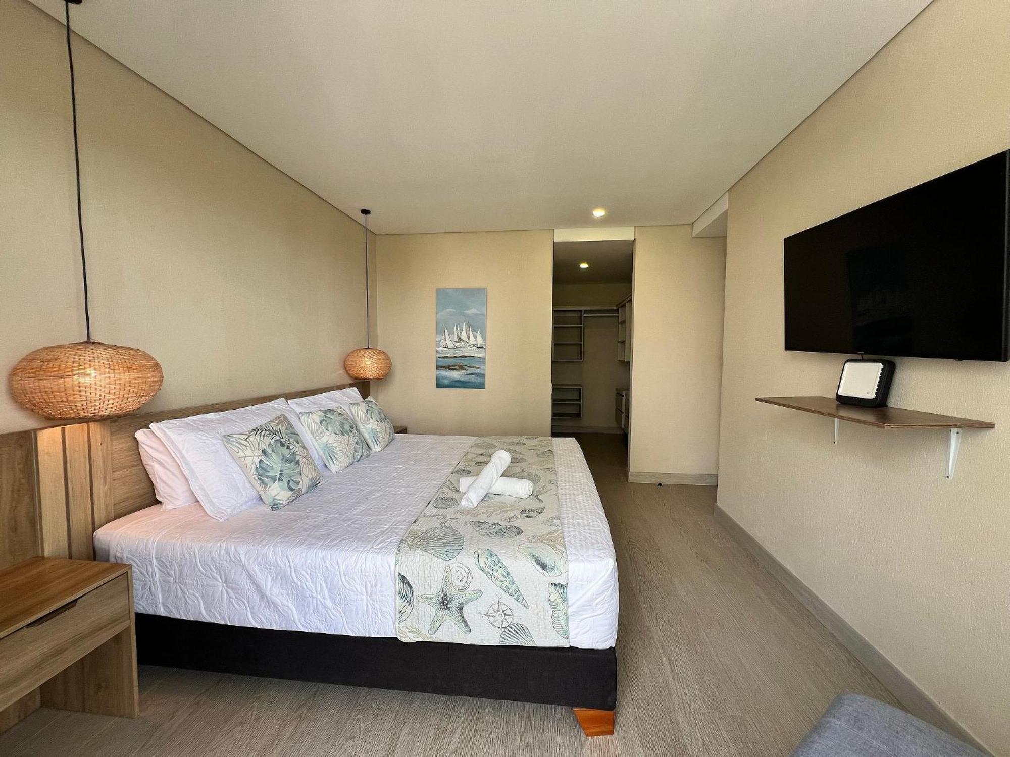 Apartamento 2 Dormitorios junto al mar. Jacuzzi Privado Cartagena