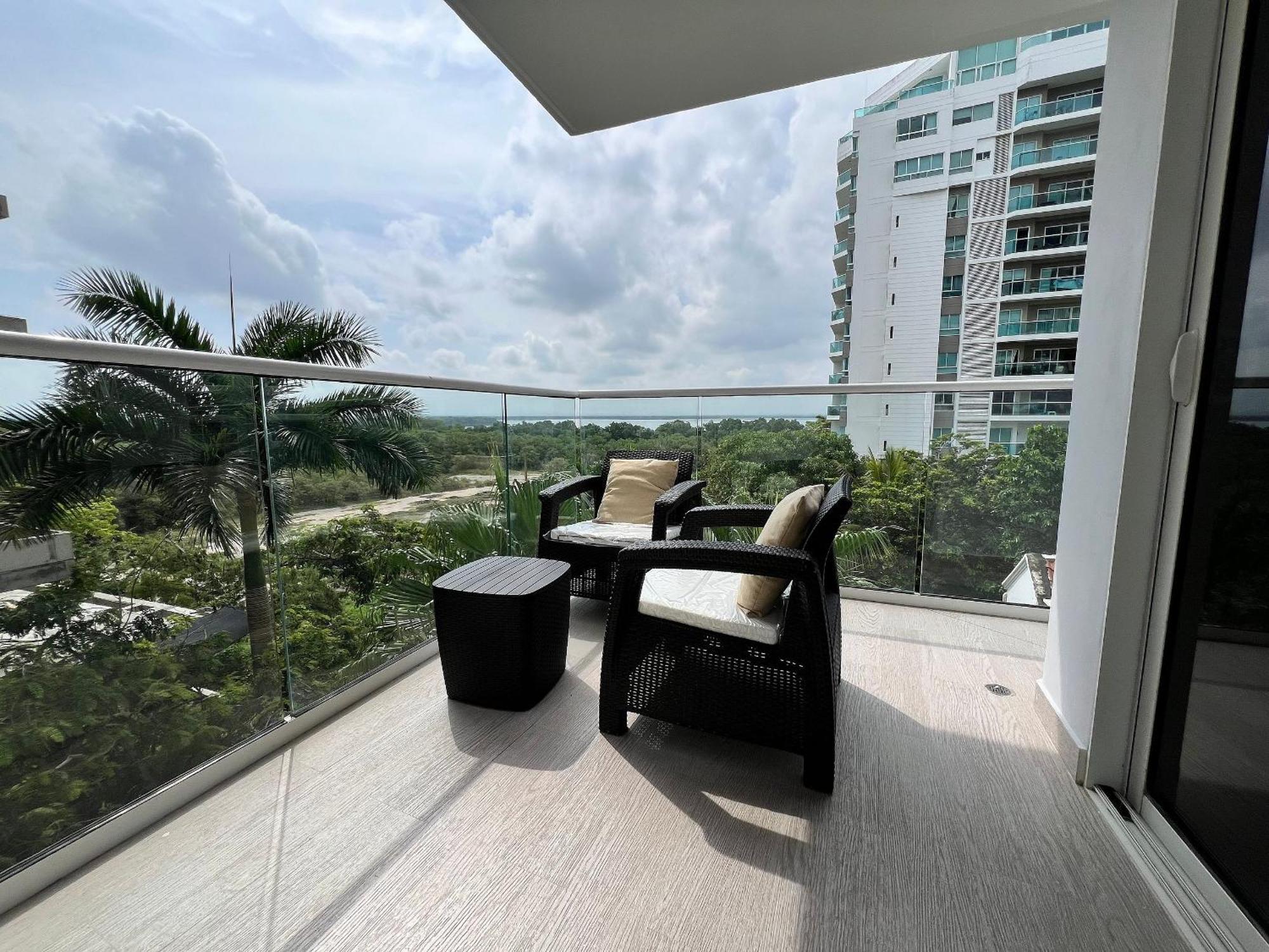 2 Dormitorios junto al mar. Jacuzzi Privado Apartamento Cartagena
