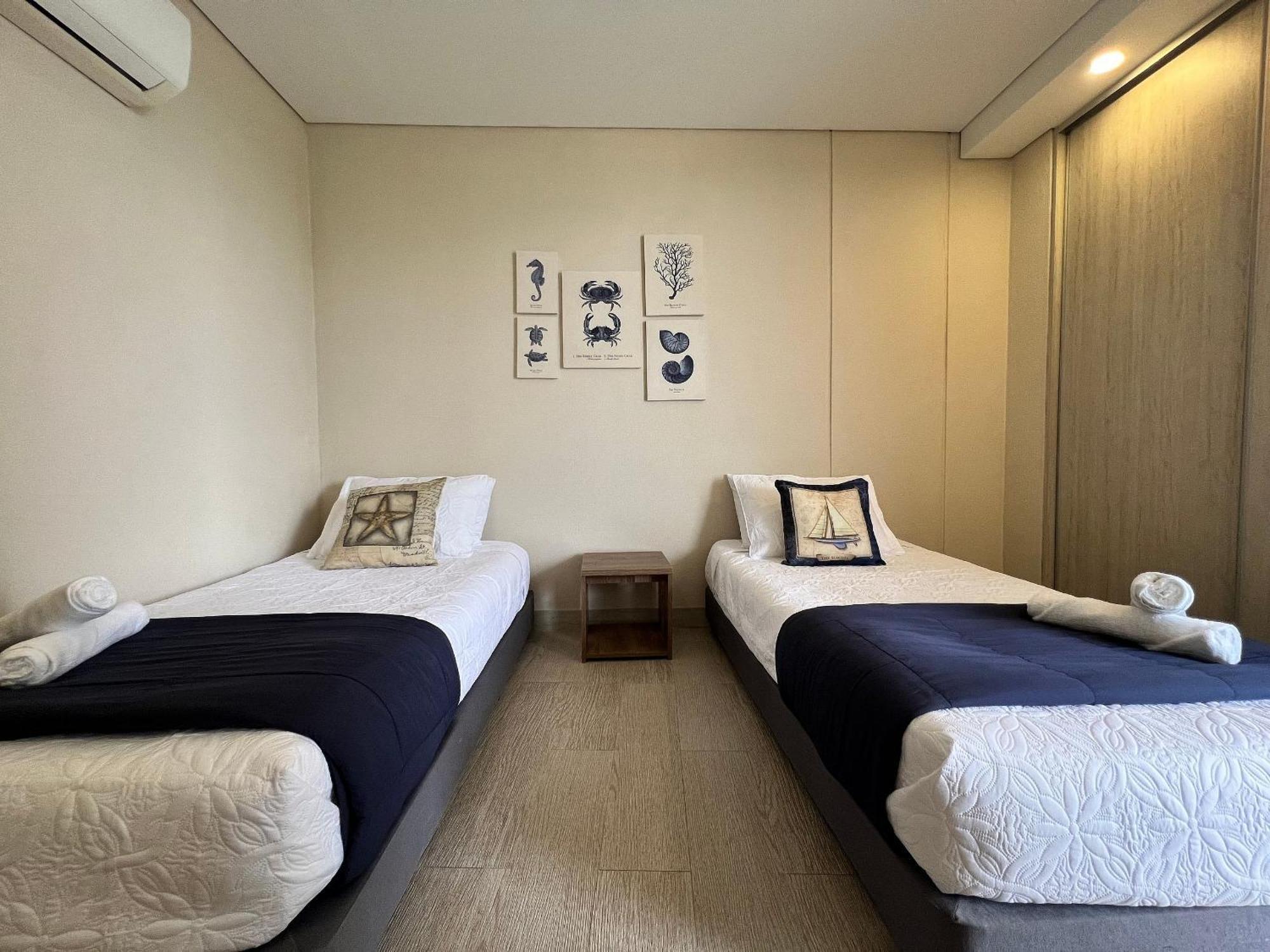 2 Dormitorios junto al mar. Jacuzzi Privado Apartamento *